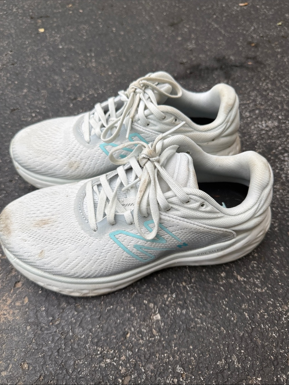 New Balance White/Grey Sneakers with Teal Accent